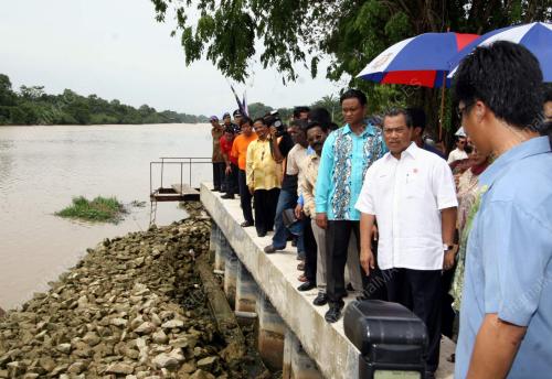 MUHYIDDIN YASSIN