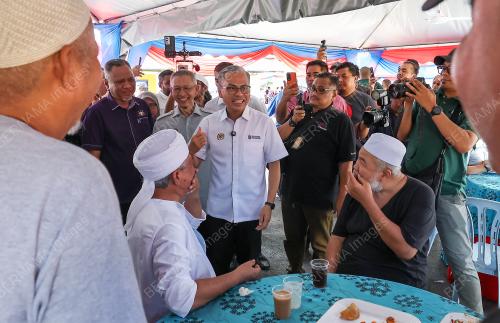 DATUK FAHMI FADZIL