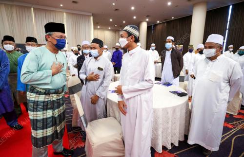 DATUK HASNI MOHAMMAD