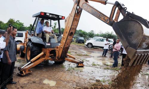 JB14_07042012_TPM_PECAH_TANAH