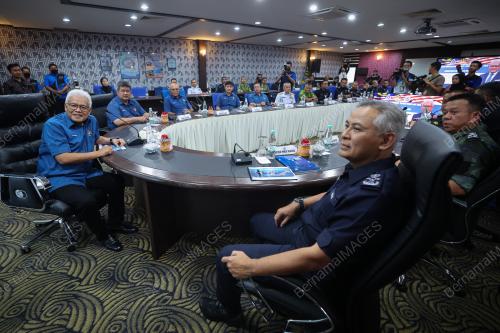 DATUK SERI HAMZAH ZAINUDIN