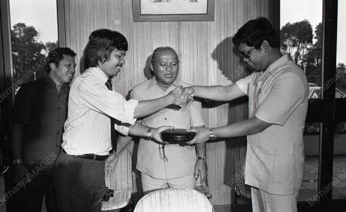 MENTERI MUDA INDONESIA