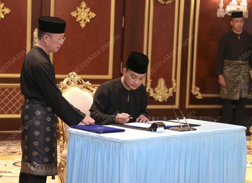 DATUK ONN HAFIZ GHAZI