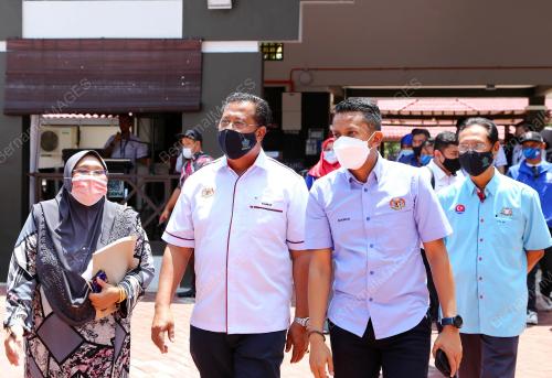 DATUK SERI ABDUL RAHMAN MOHAMAD