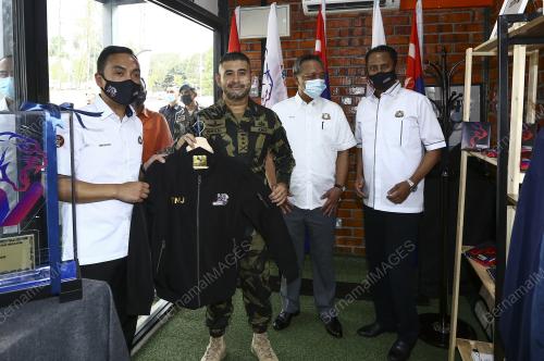 TUNKU ISMAIL SULTAN IBRAHIM