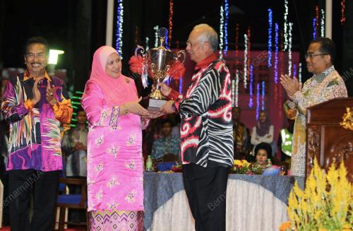DATUK SERI NAJIB TUN RAZAK