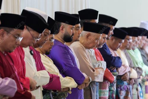 TUNKU MAHKOTA ISMAIL