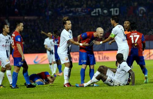 JB15_05052014_PIALA_FA