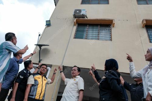 DATUK SERI AHMAD MASLAN
