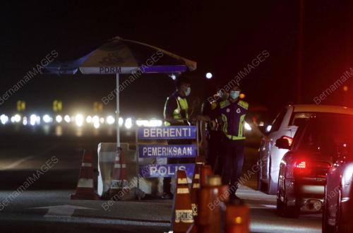 SEKATAN JALAN RAYA
