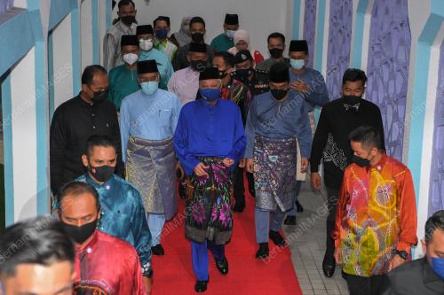 DATUK SERI ISMAIL SABRI YAAKOB
