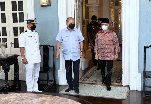 SULTAN IBRAHIM AL MARHUM SULTAN ISKANDAR