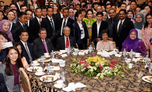 JB15_12112018_PM-RAKYAT_MALAYSIA
