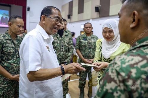 DATUK SERI MOHAMED KHALED NORDIN