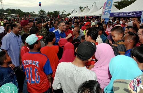 JB15_15072017_KARNIVAL_ATM