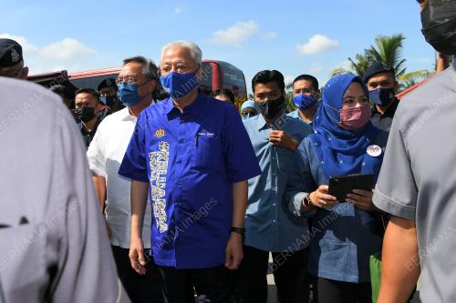 DATUK SERI ISMAIL SABRI YAAKOB 