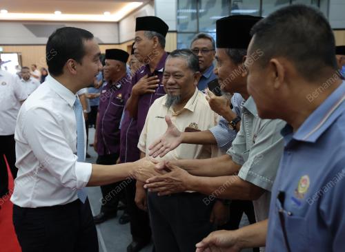 DATUK ONN HAFIZ GHAZI