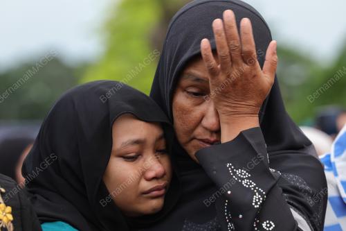 JENAZAH BELLA DIKEBUMIKAN