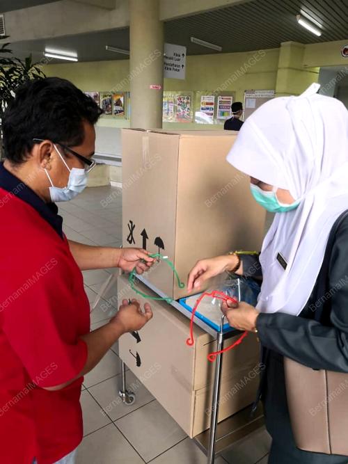 PROF DR SHAHRUDDIN MAHZAN