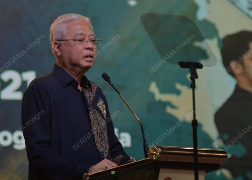 DATUK SERI ISMAIL SABRI YAAKOB