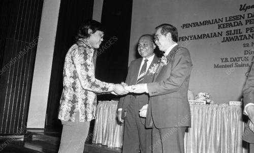 JB15_29012015_SIJIL_LESEN