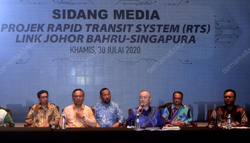 DATUK SERI IR WEE KA SIONG