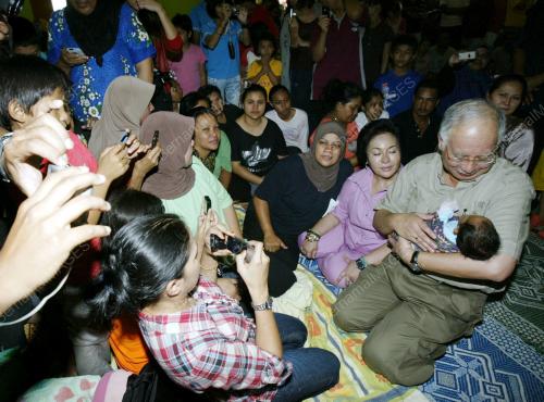 JB16_01022011_NAJIB