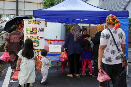 TINJAUAN BAZAR RAMADHAN