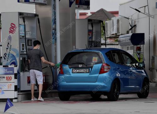 MINYAK PETROL SUBSIDI