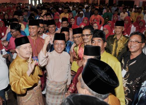 JB16_08082015_UMNO_PARIT_SULONG