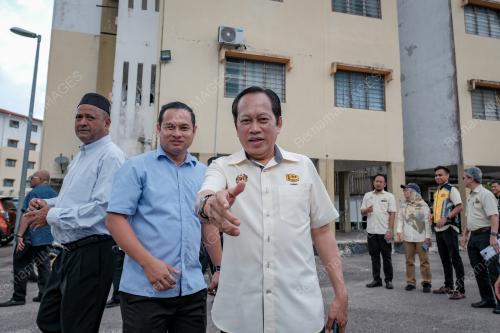 DATUK SERI AHMAD MASLAN