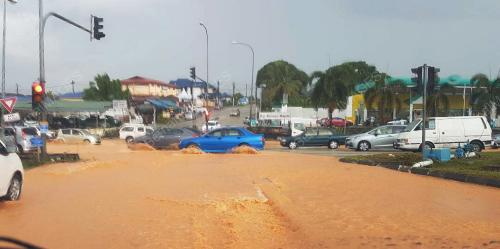 JB16_10102018_BANJIR_KILAT