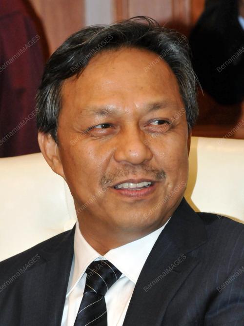 JB16_14052013_HASNI