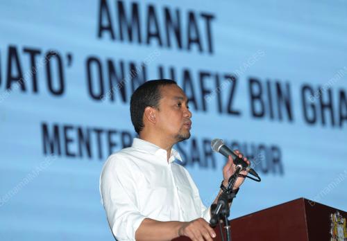 DATUK ONN HAFIZ GHAZI