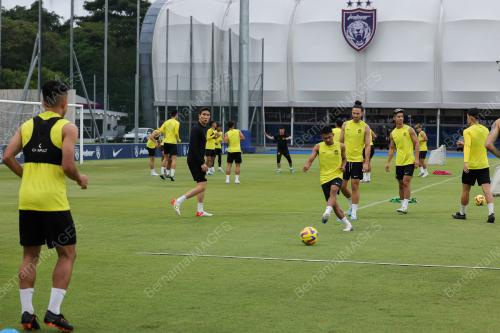 SESI LATIHAN HARIMAU MALAYA