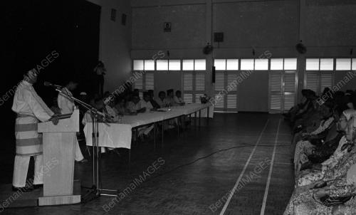 JB16_27012015_DIALOG_UMNO