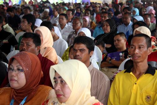 PENDUDUK KAMPUNG SKUDAI KIRI