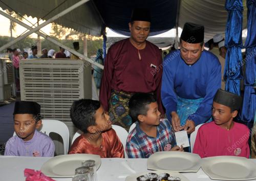 JB16_29062015_SUMBANGAN_RAYA
