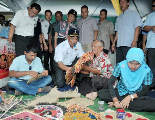 JB17_03032012_KOMUNITI