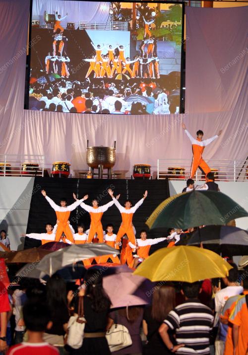 PESTA KEBUDAYAAN TIONGHUA