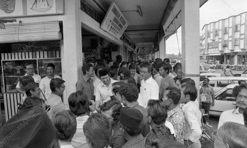 HARI PENAMAAN CALON