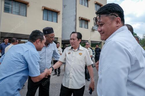 DATUK SERI AHMAD MASLAN