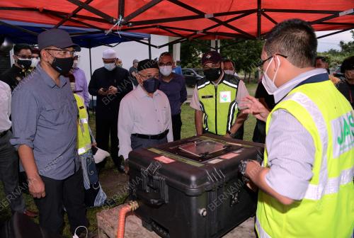 DATUK TUAN IBRAHIM TUAN MAN