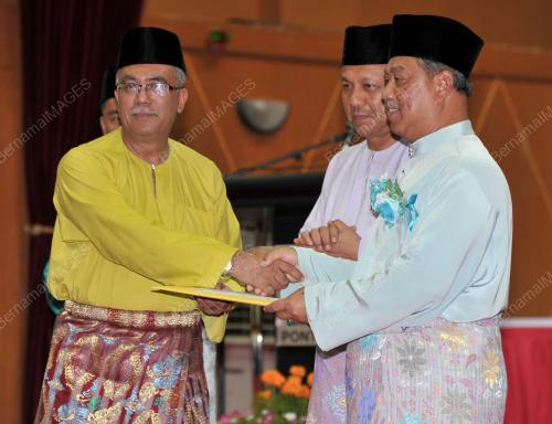 JB17_16082015_UMNO_PONTIAN