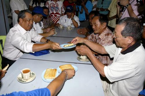JB17_24012011_MUHYIDDIN