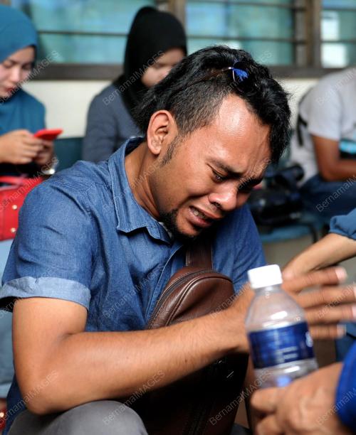 JB17_24122016_KELUARGA_MANGSA