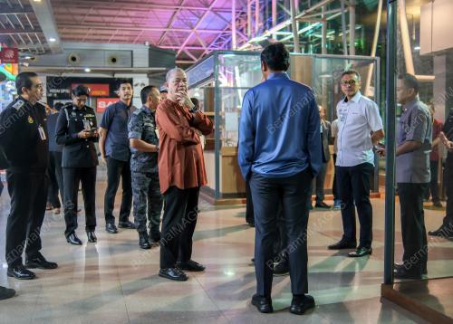 DATUK SERI FADILLAH YUSOF