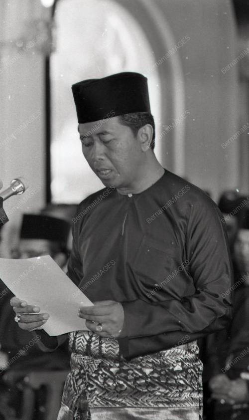 SULTAN ISKANDAR SHAH