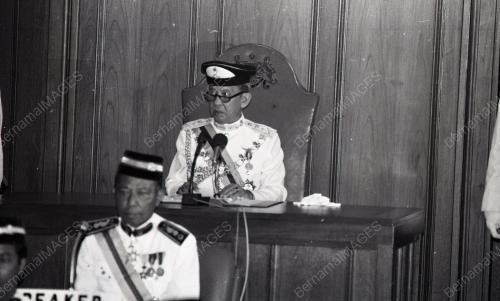 SULTAN ISKANDAR