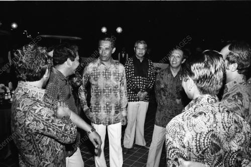 MAKAN MALAM